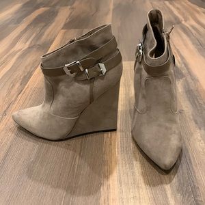 Heeled Boots with Buckle